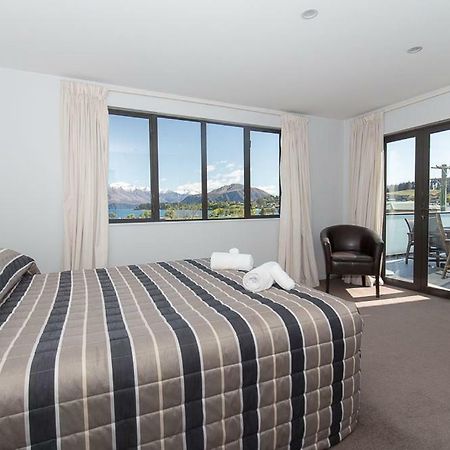 Villa Kylie'S Castle à Wanaka Extérieur photo
